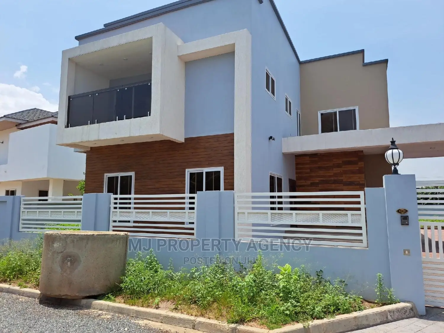 5bdrm House in Devtraco, Tema Metropolitan for sale in Tema Metropolitan