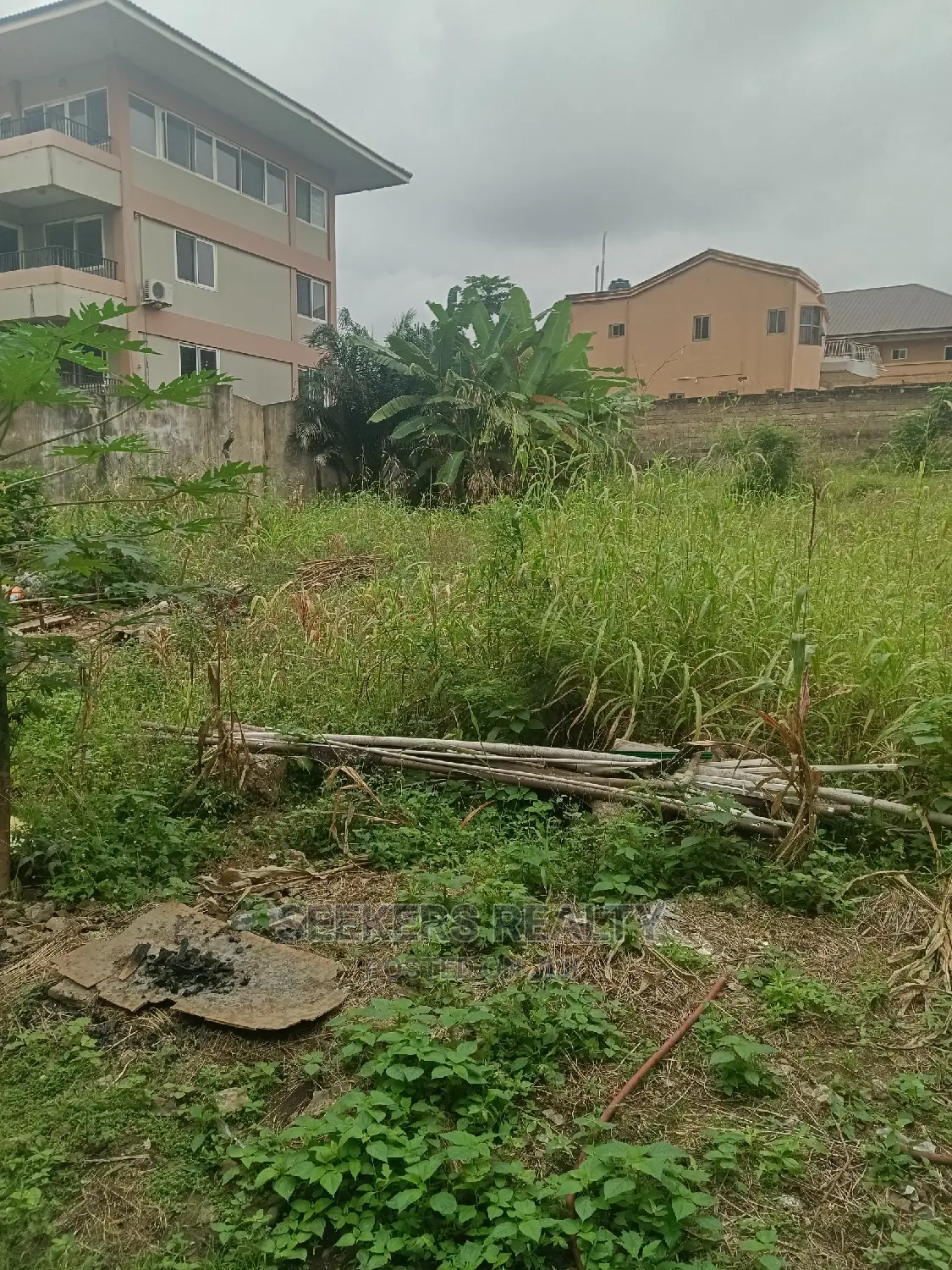 A Plot of Land for Sale at North Dzorwulu in Dzorwulu