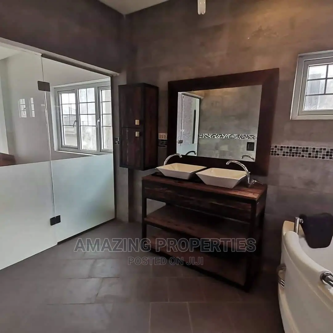 4bdrm House in Burma Hills, East, Spintex for sale in Spintex