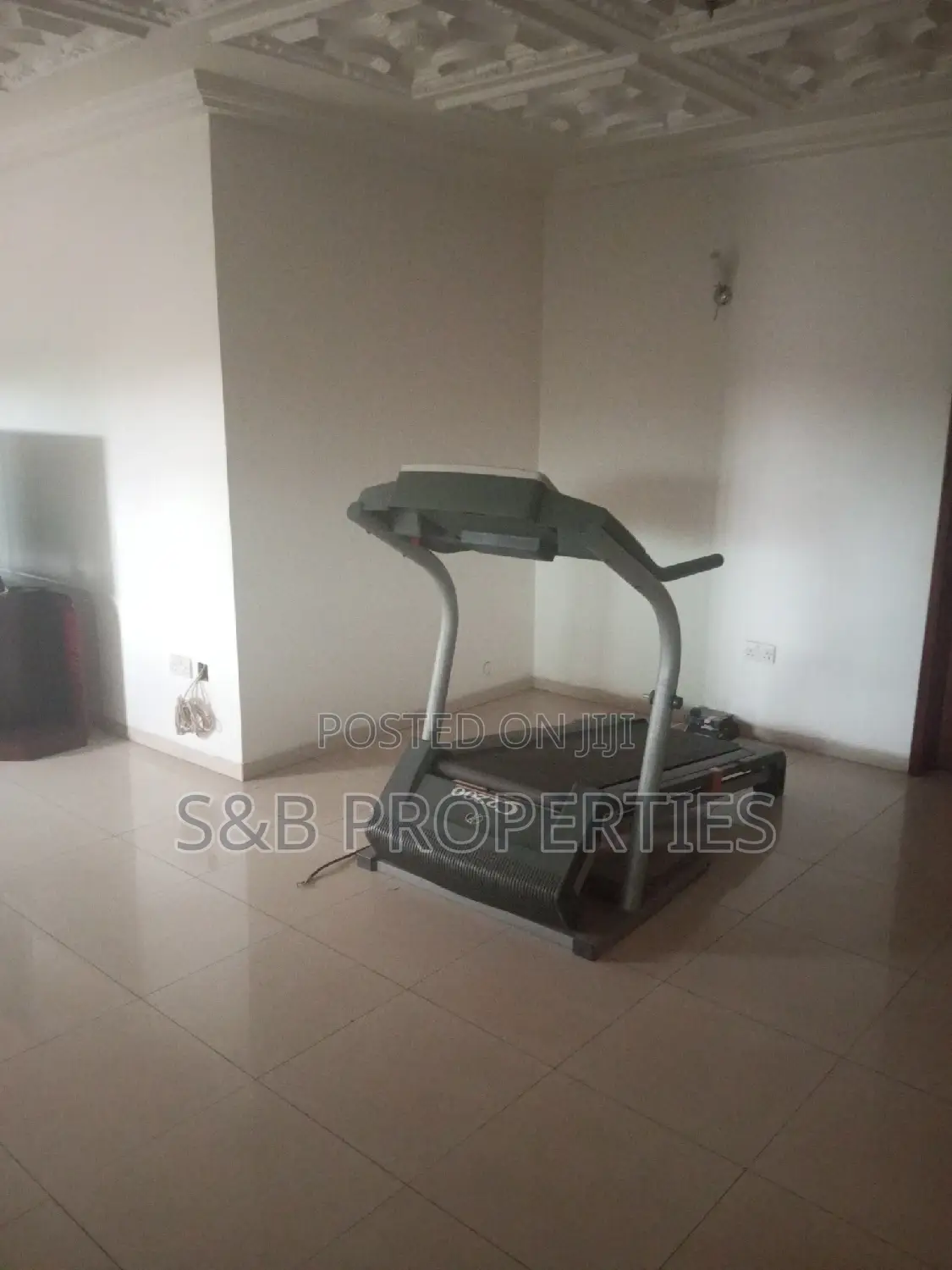 Furnished 5bdrm House in Ashomang Estate for rent in Ashomang Estate