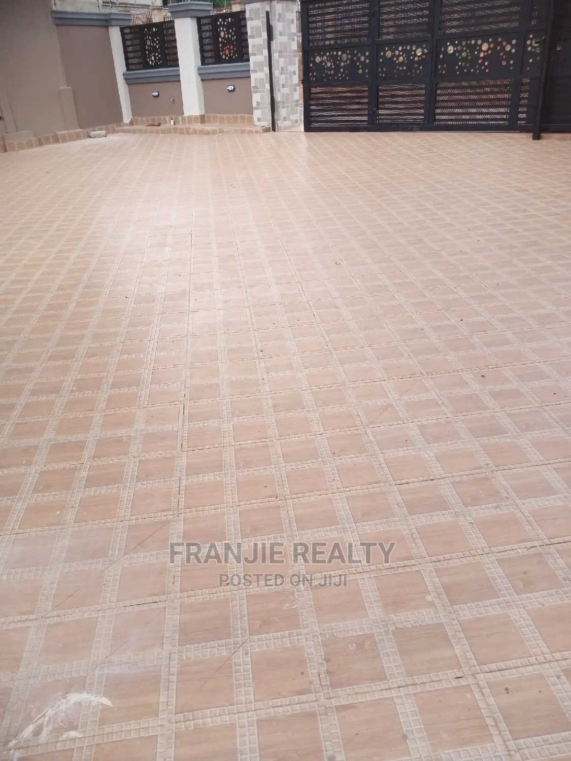 2bdrm Apartment in Weija for rent in Weija