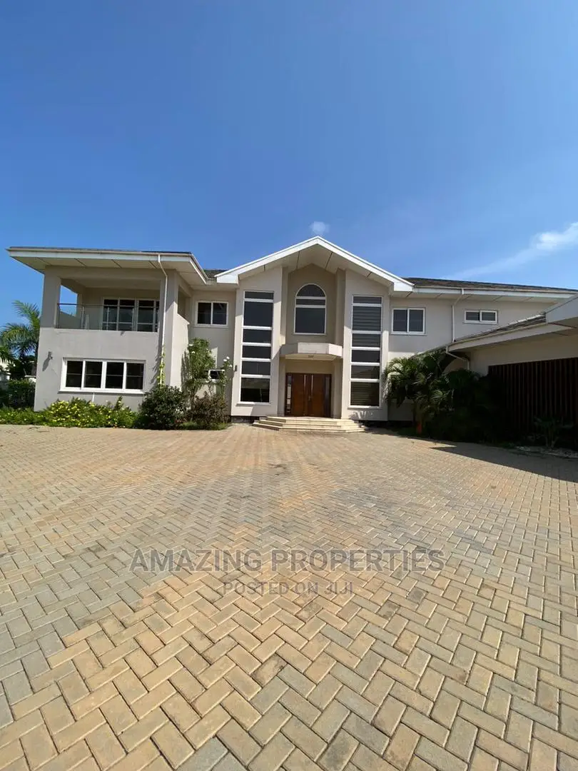 5bdrm House in Airport for sale in Airport Residential Area