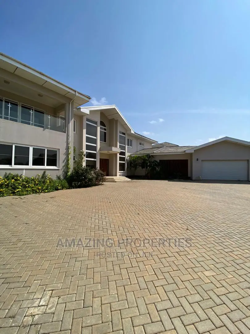 5bdrm House in Airport for sale in Airport Residential Area