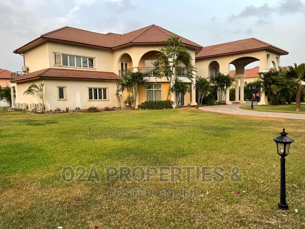 5bdrm House in A&C Mall Area for sale in A&C Mall Area
