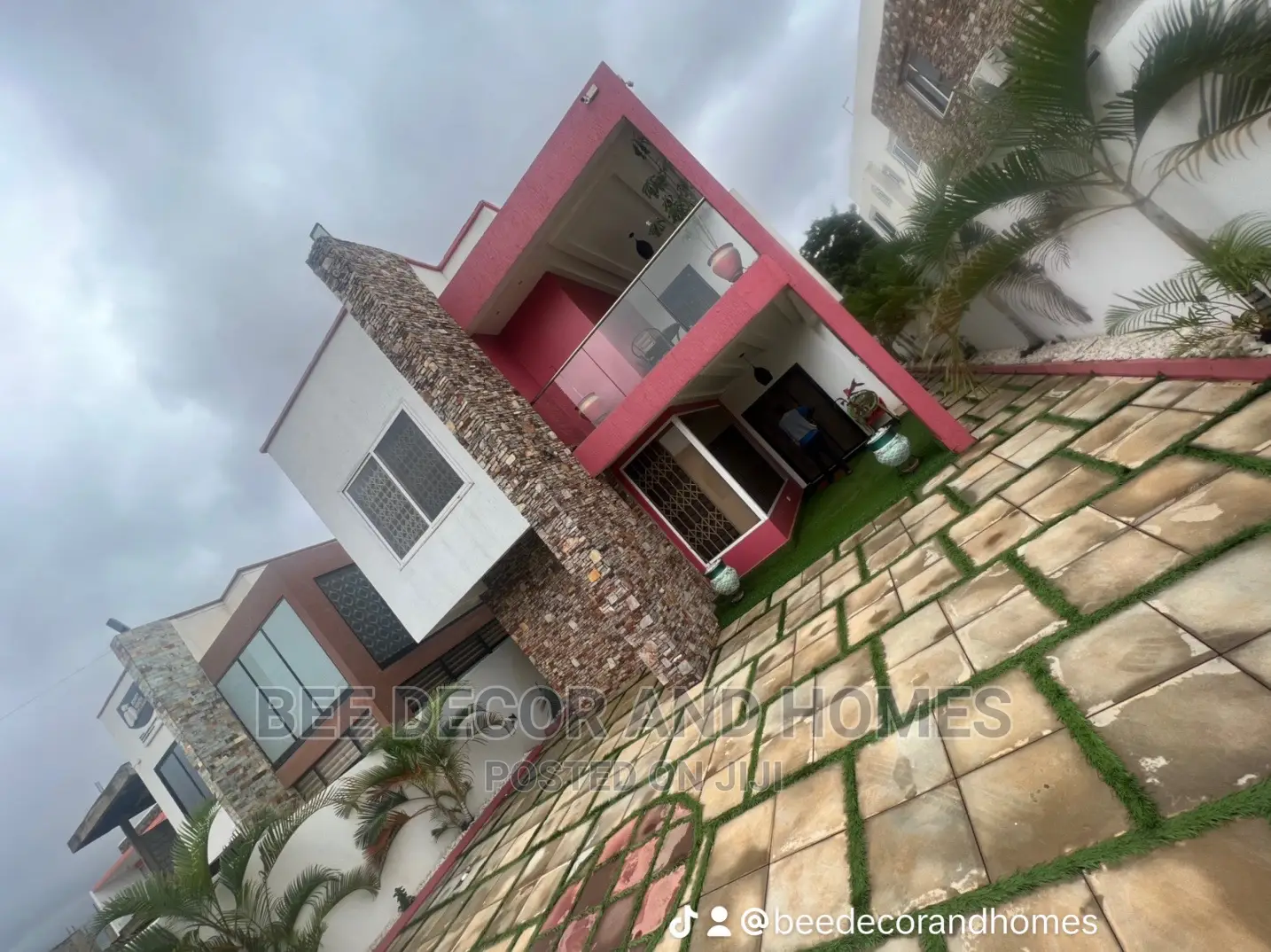 Furnished 4bdrm House in Bee Decor And Homes, Old Ashomang for rent in Old Ashomang