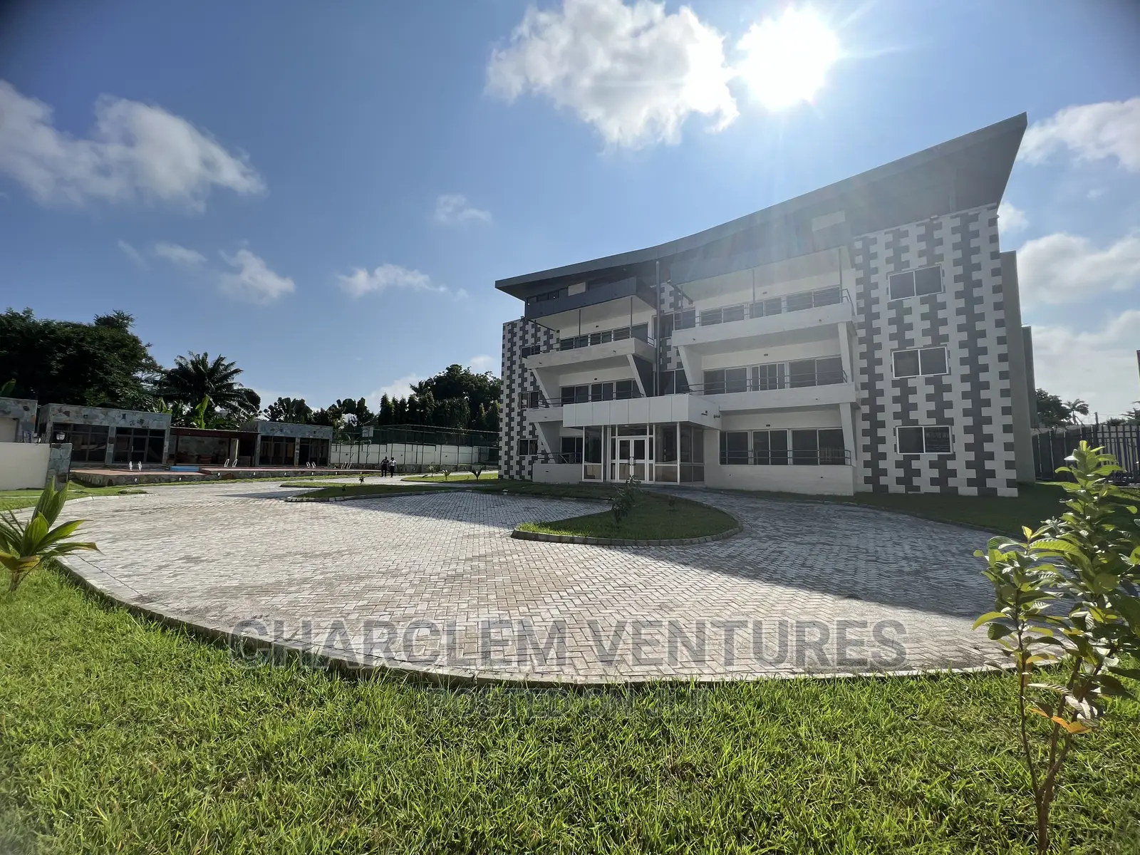 2bdrm Apartment in Charclem Ventures, Accra Metropolitan for rent in Accra Metropolitan