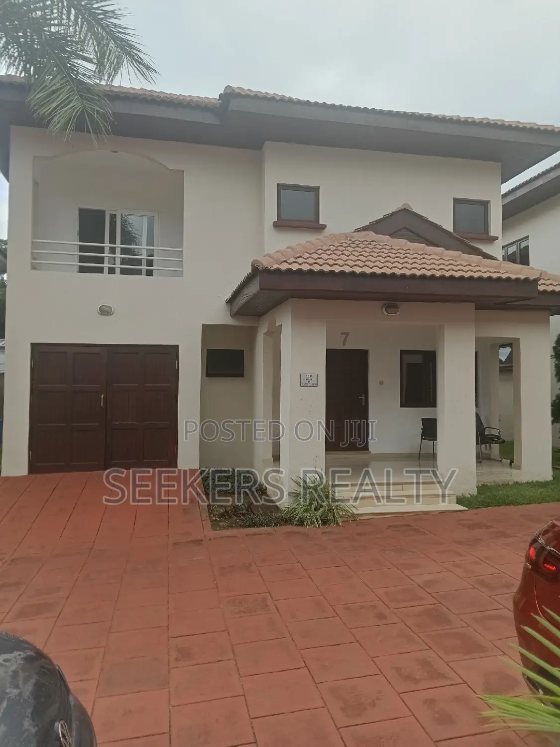 3bdrm Townhouse / Terrace in Seekers Realty, Cantonments for rent in Cantonments