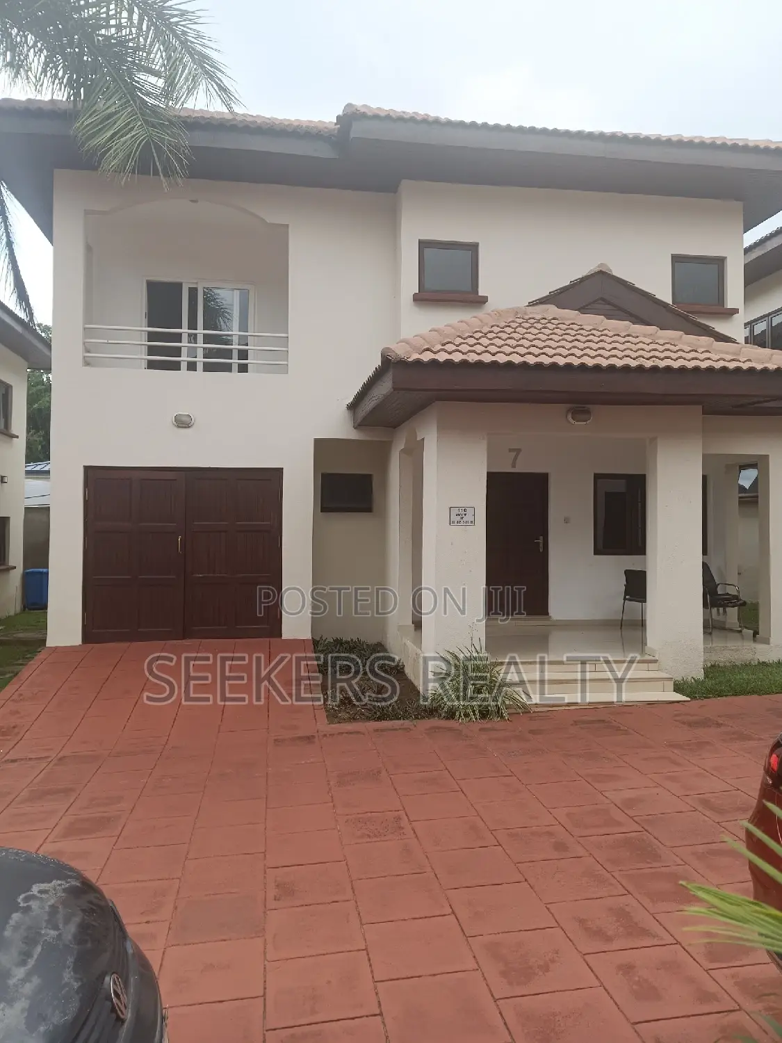 3bdrm Townhouse / Terrace in Seekers Realty, Cantonments for rent in Cantonments