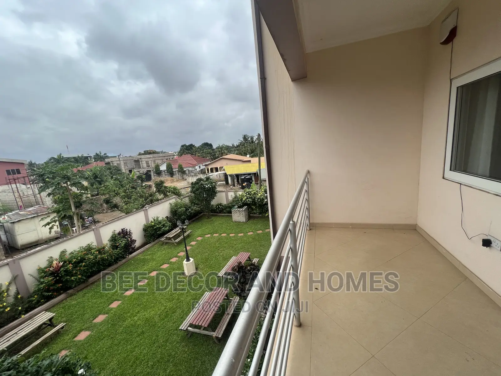 Furnished 3bdrm Apartment in Bee Decor And Homes, Haatso for rent in Haatso