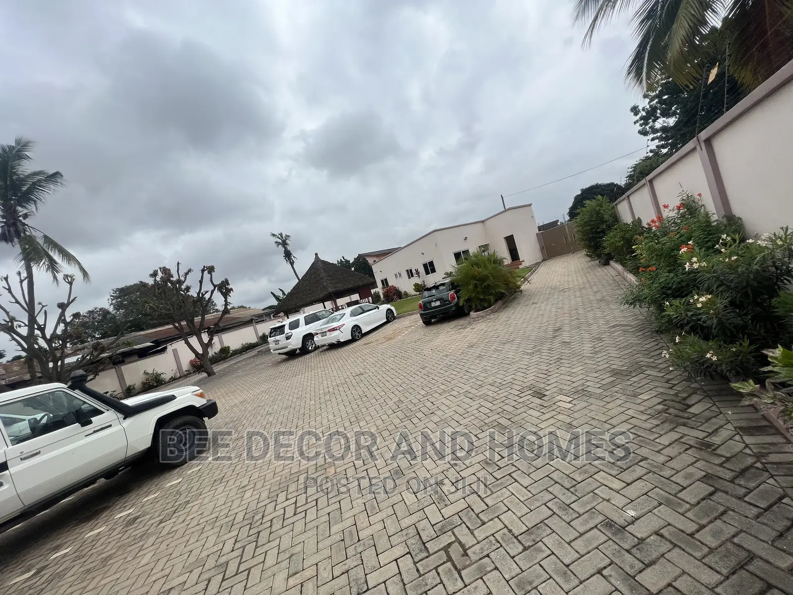 3bdrm Apartment in Bee Decor And Homes, Haatso for rent in Haatso