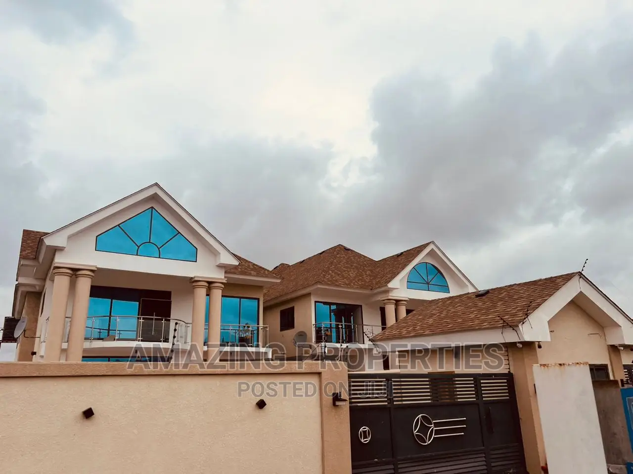 4bdrm House in West Legon for sale in West Legon
