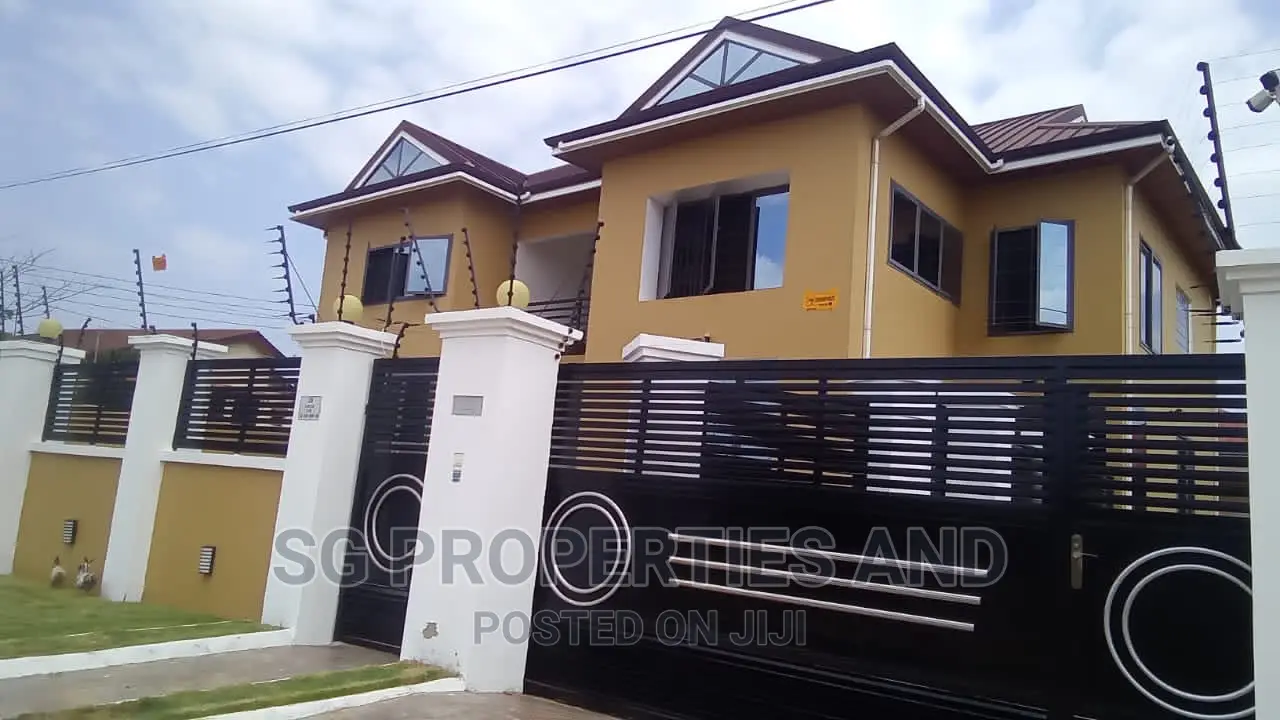 3bdrm Apartment in Batsonaa, Spintex for rent in Spintex