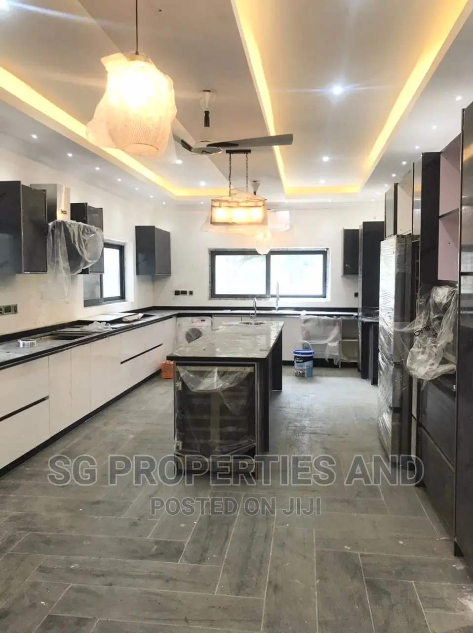 Furnished 5bdrm Mansion in Batsonaa, Spintex for sale in Spintex