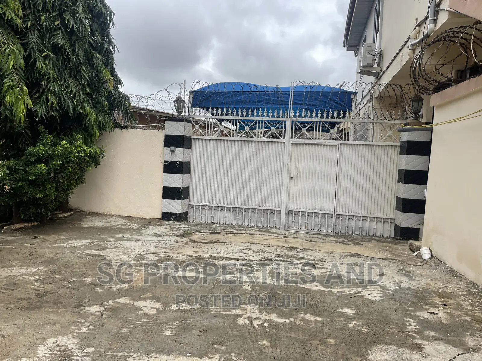 2bdrm House in Batsonaa, Spintex for rent in Spintex
