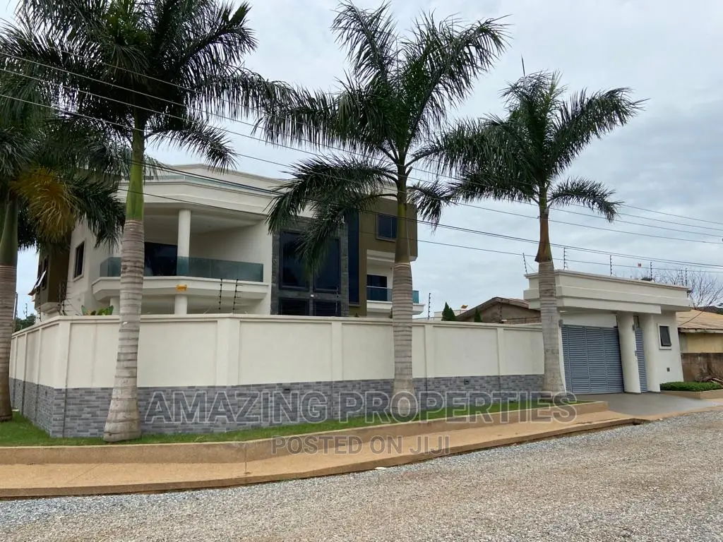 6bdrm House in East Legon for sale in East Legon