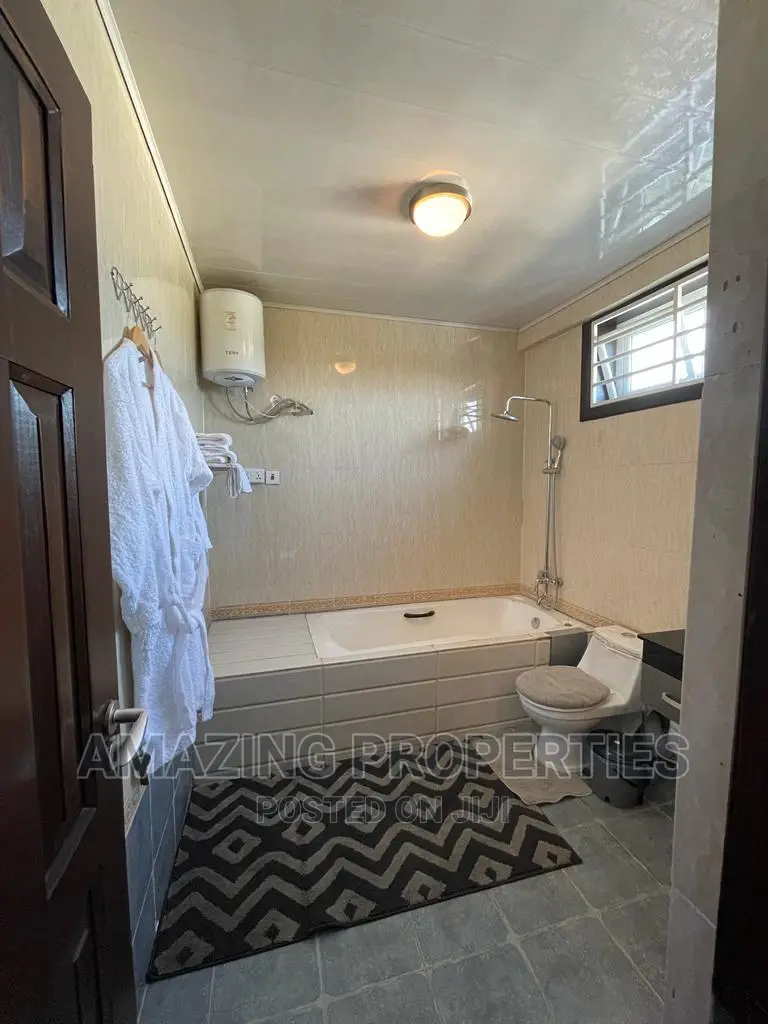 5bdrm House in Spintex for rent in Spintex