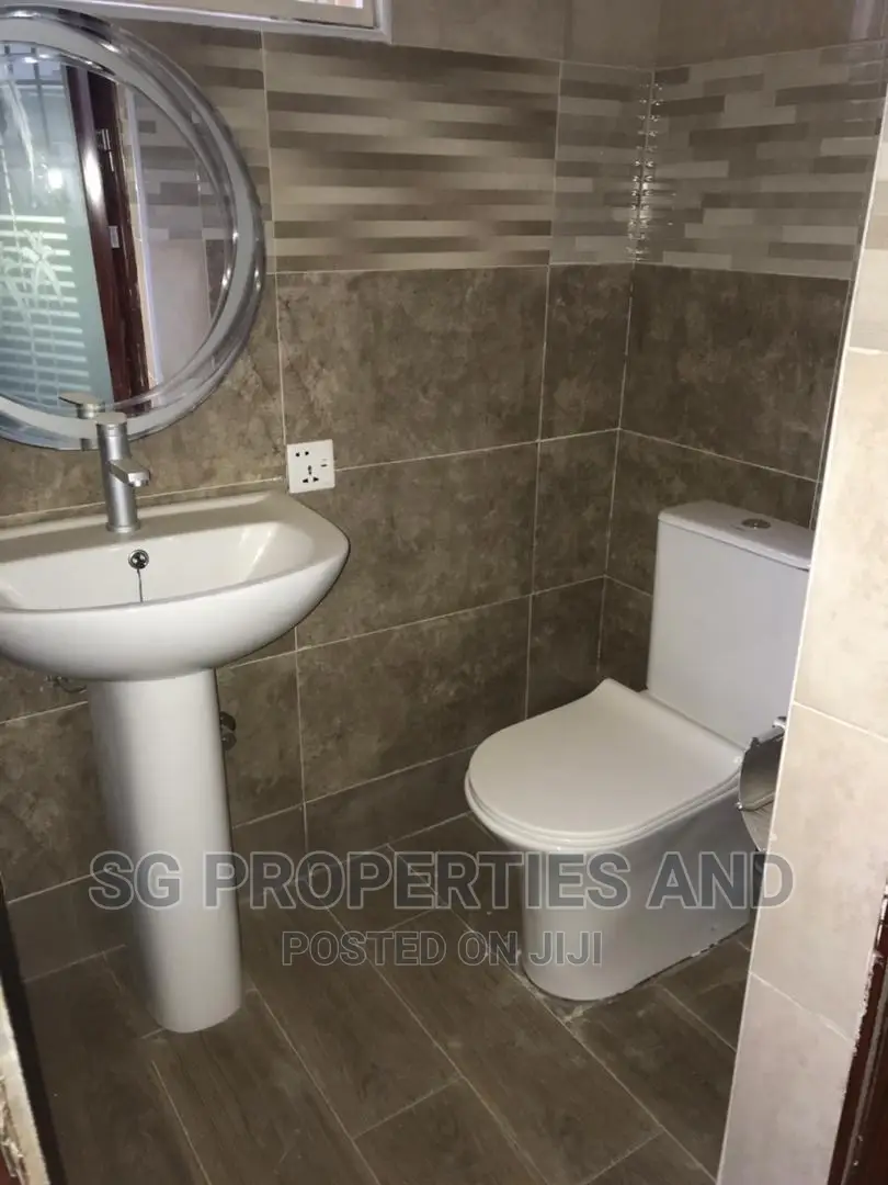 3bdrm House in Sakumono, Spintex for rent in Spintex