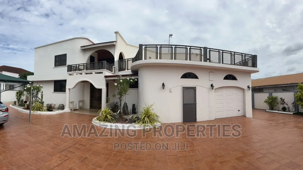 5bdrm House in East Legon for sale in East Legon