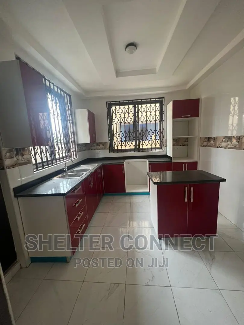 3bdrm Duplex in Oyarifa for rent in Oyarifa