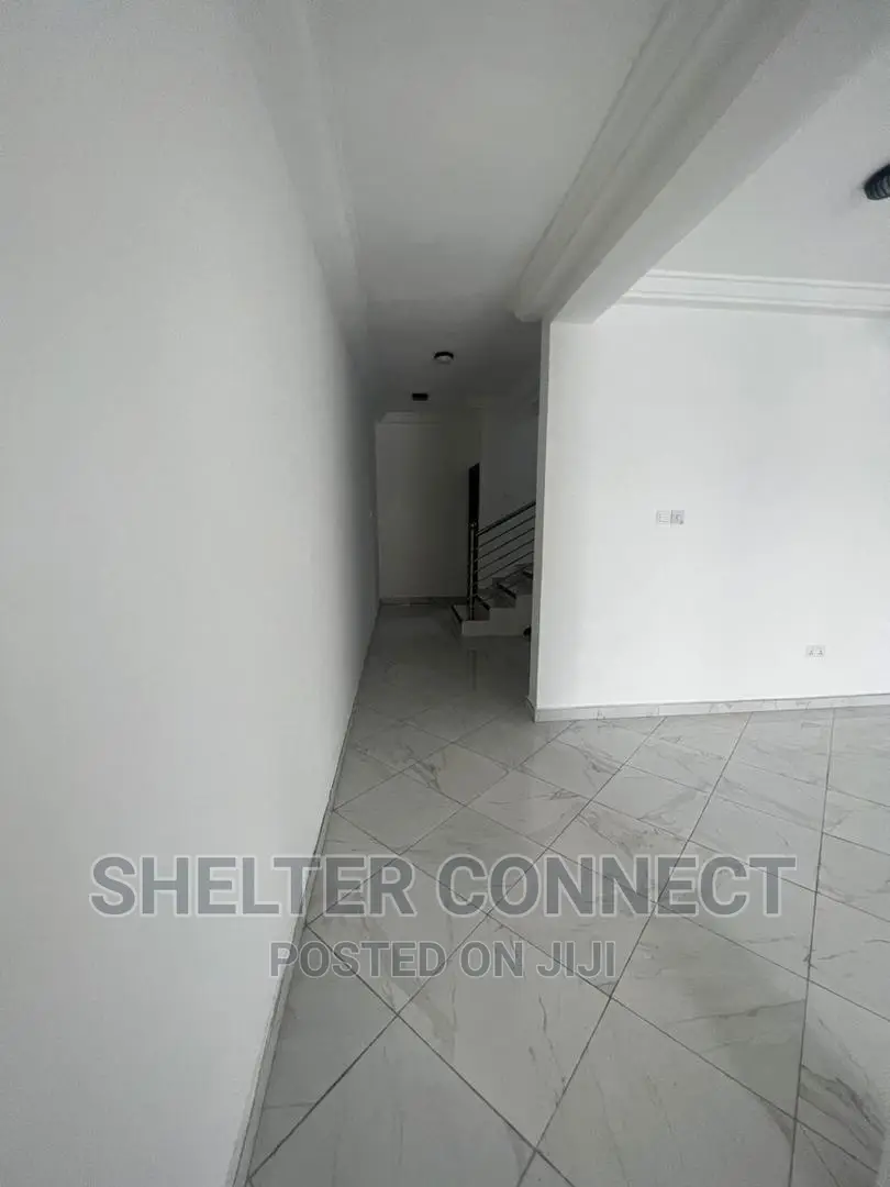 3bdrm Duplex in Oyarifa for rent in Oyarifa
