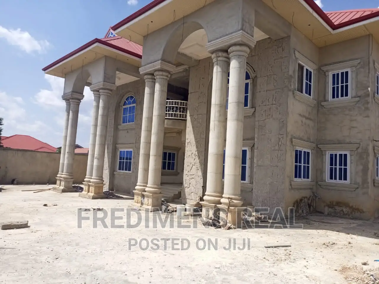 5bdrm House in Fredimens Real, Kumasi Metropolitan for sale in Kumasi Metropolitan