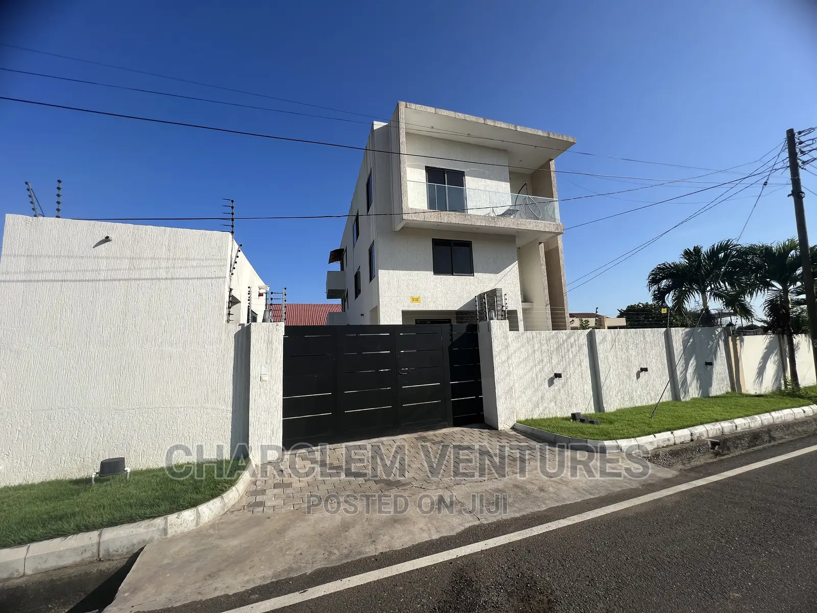 2bdrm Apartment in Charclem Ventures, East Legon for rent in East Legon