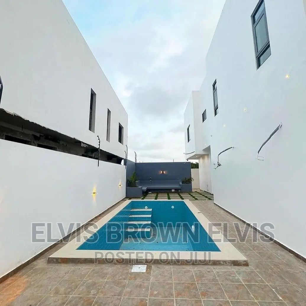 4bdrm House in Living Large, East Legon for sale in East Legon