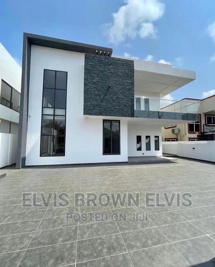 Executive 4 Bedrooms House for Sale at Trasacco in Adjiriganor