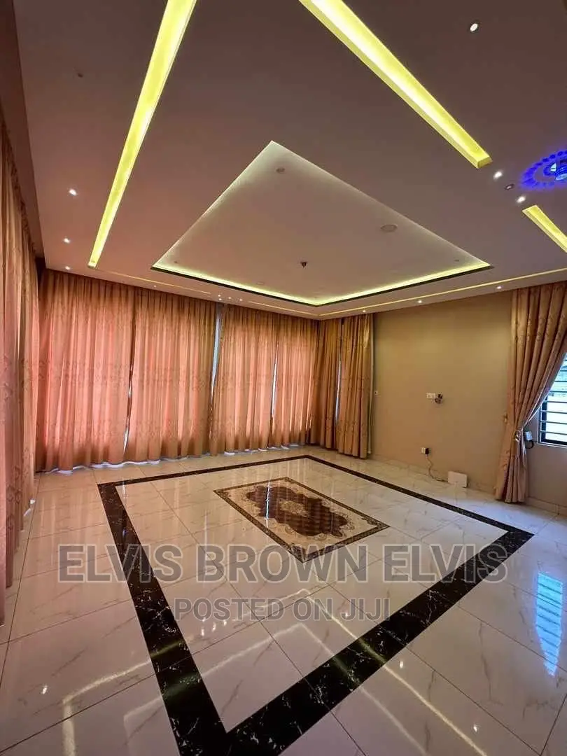 Executive 3 Bedrooms House for Sale at Lakeside in Ashaley Botwe