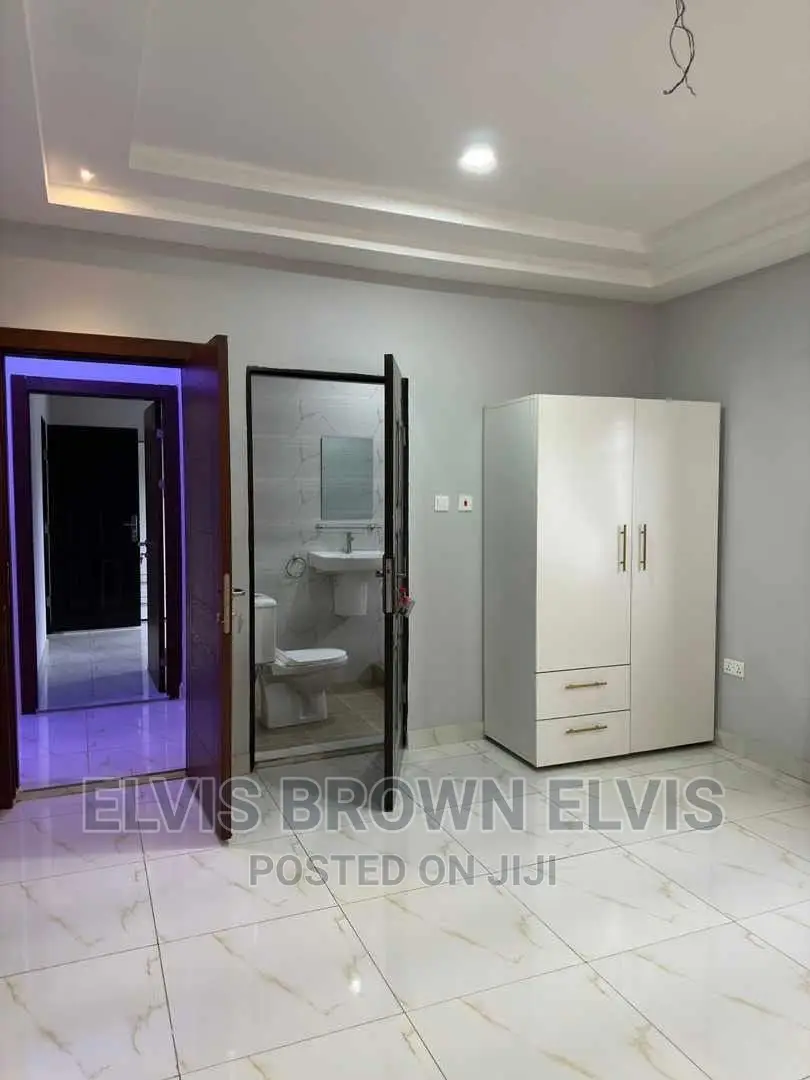 Executive 3 Bedrooms House for Sale at Lakeside in Ashaley Botwe