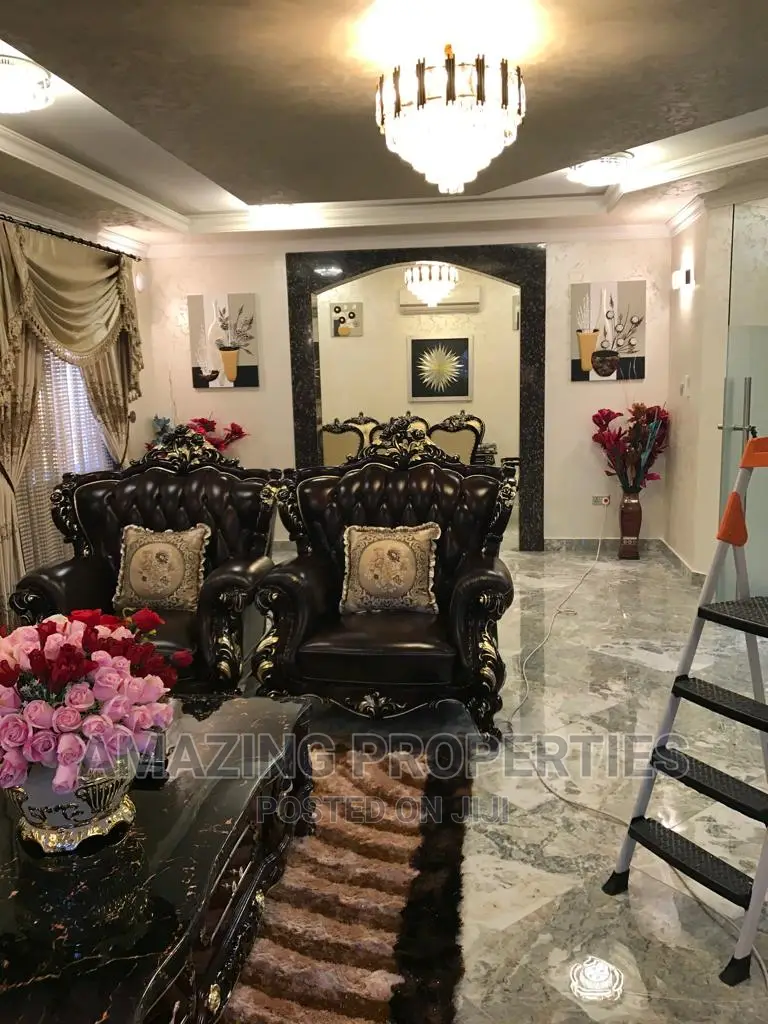 5bdrm House in East Legon for sale in East Legon