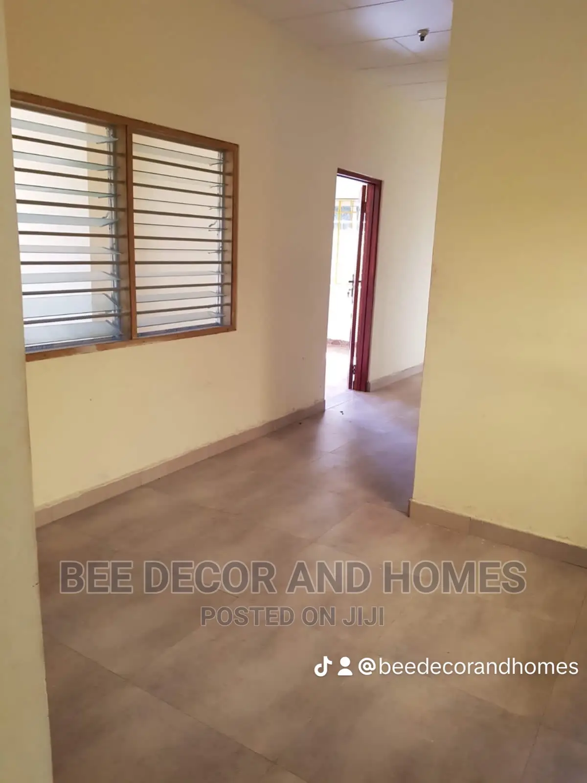 9bdrm House in Bee Decor And Homes, Adenta for sale in Adenta