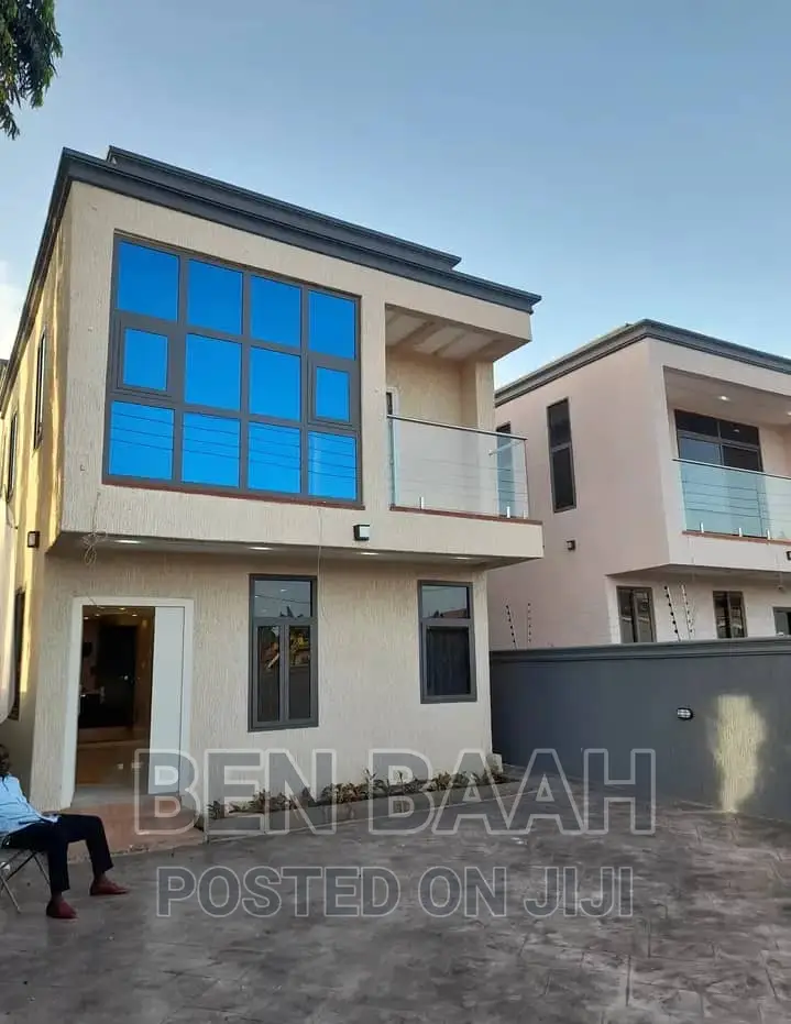 2bdrm Apartment in Ben Properties, Post Office Area for rent in Post Office Area