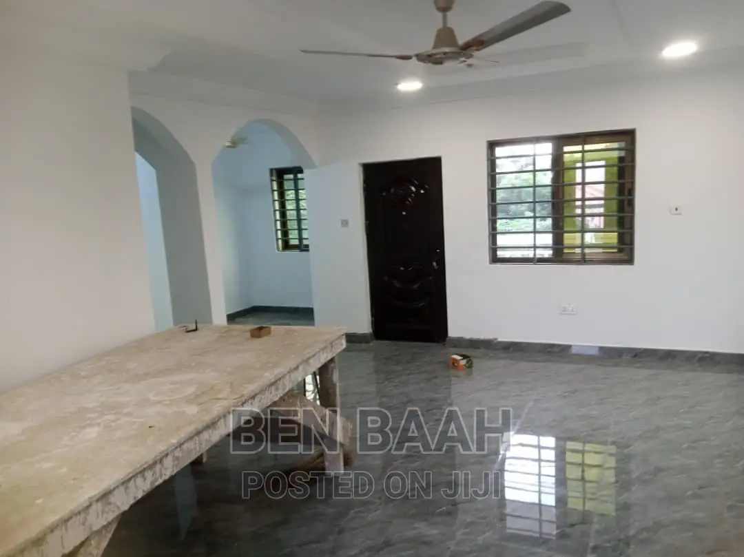 2bdrm Apartment in Ben Properties, Post Office Area for rent in Post Office Area