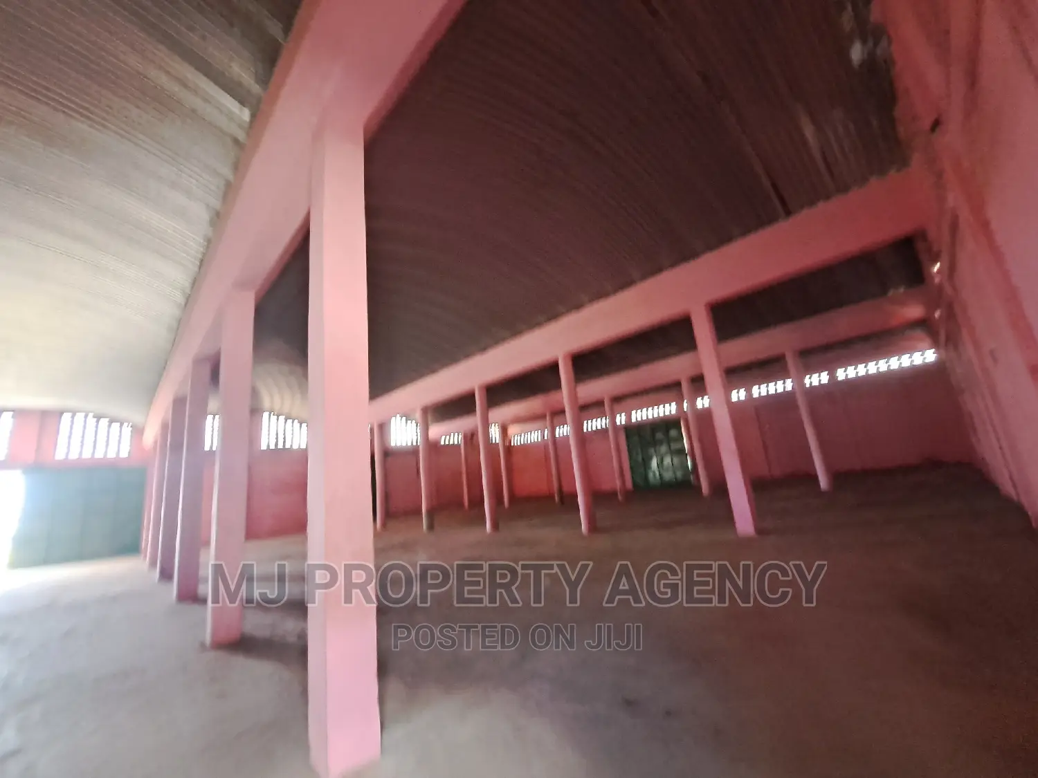 900 SQM Warehouse in Tema Metropolitan