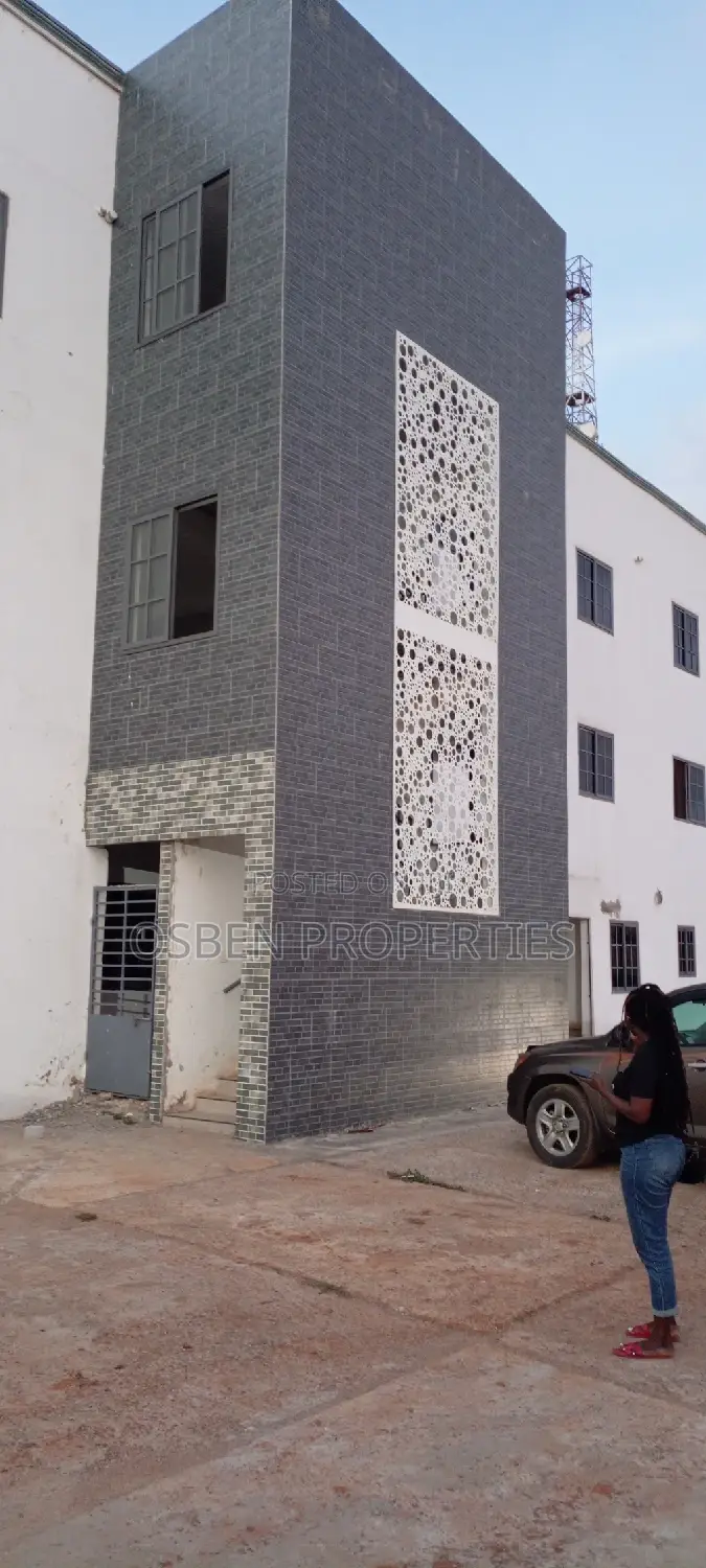 1bdrm Apartment in Pleasant Properties, Spintex for rent in Spintex