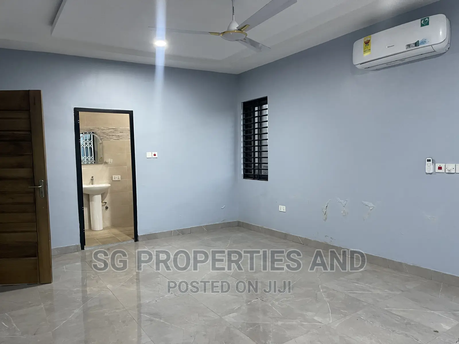 3bdrm Apartment in Ecobank, Spintex for rent in Spintex