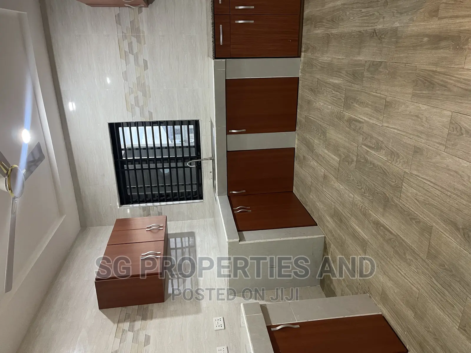 3bdrm Apartment in Ecobank, Spintex for rent in Spintex