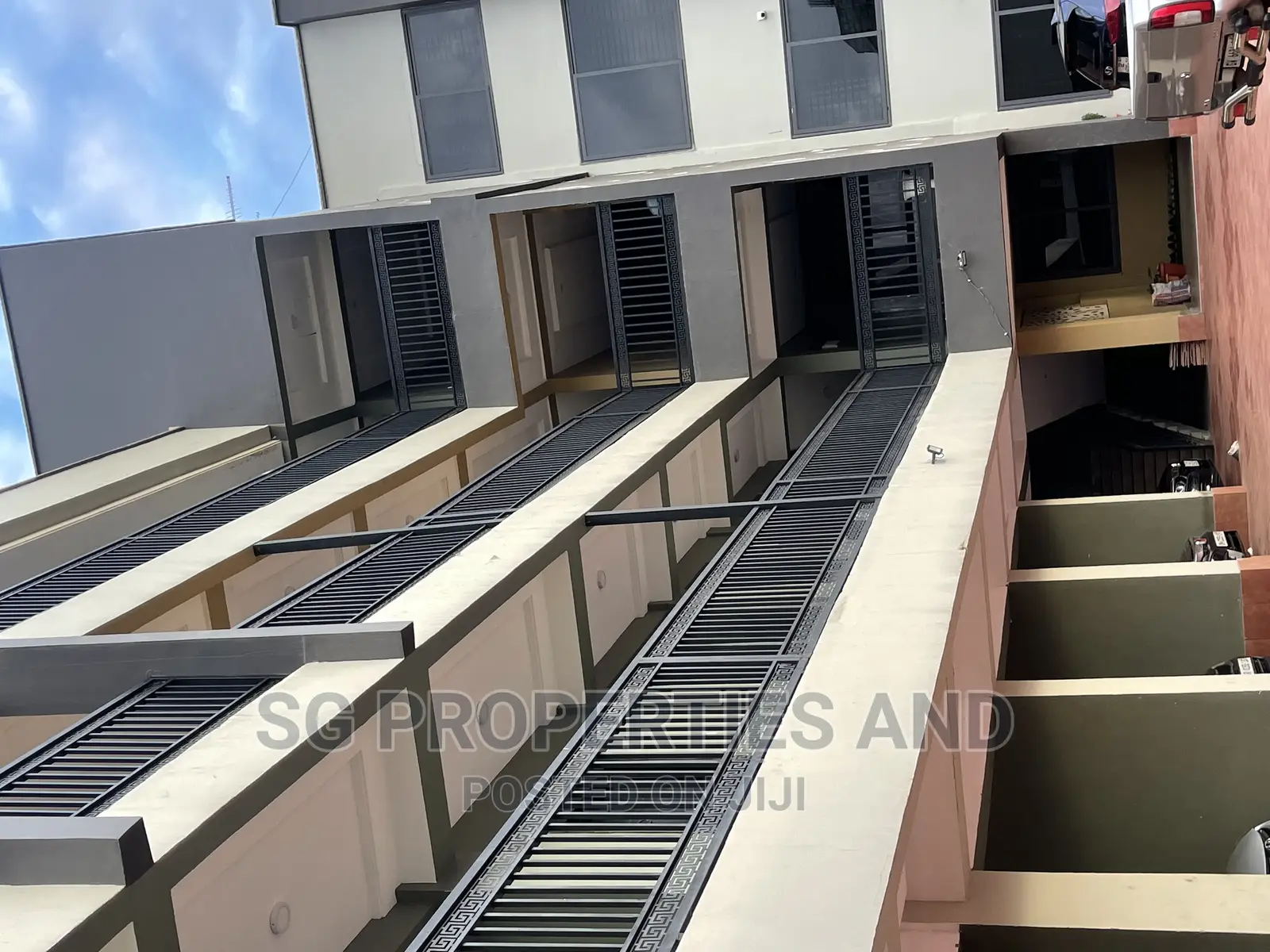 3bdrm Apartment in Ecobank, Spintex for rent in Spintex