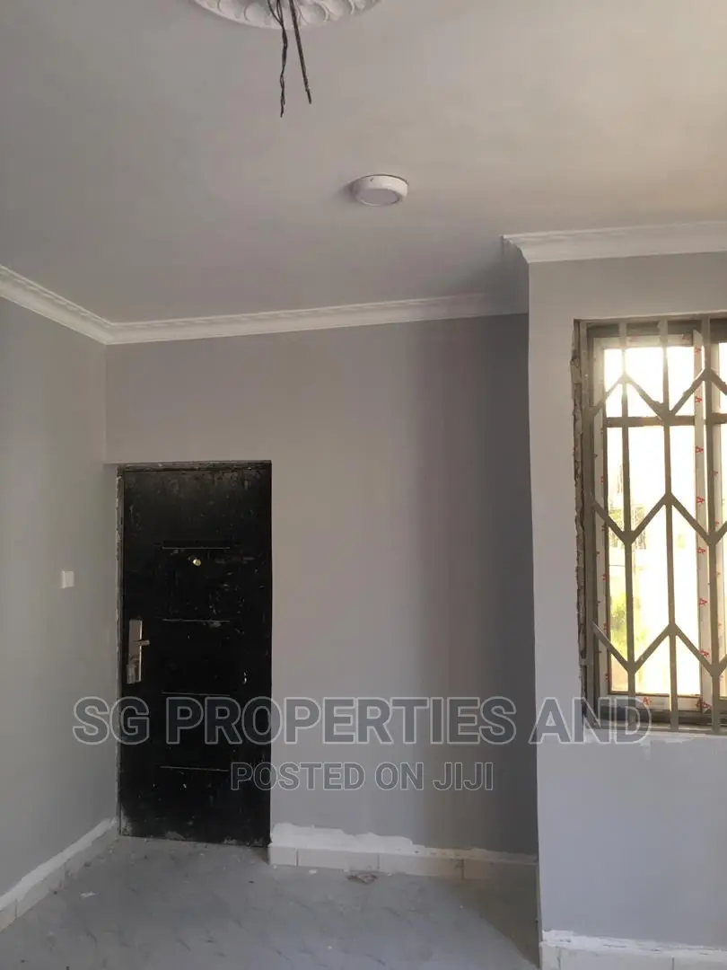 2bdrm Apartment in West Trasaaco, Adjiriganor for rent in Adjiriganor