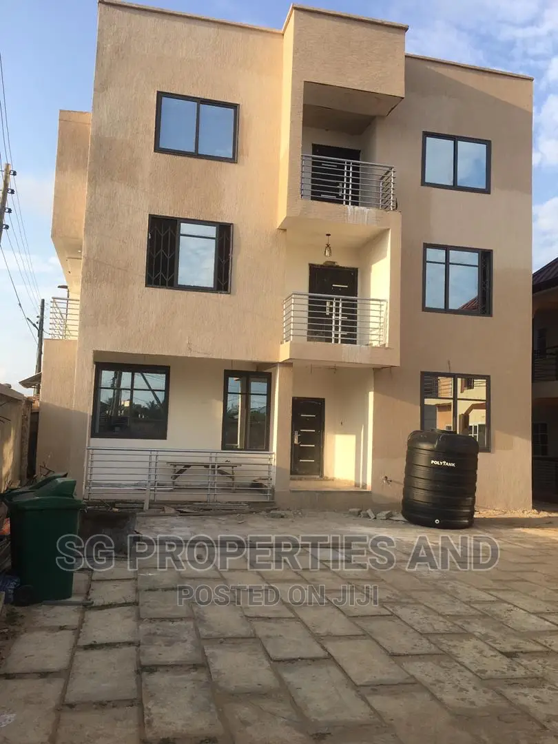 2bdrm Apartment in West Trasaaco, Adjiriganor for rent in Adjiriganor