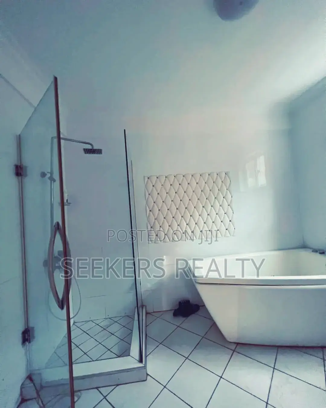 4bdrm Townhouse/Terrace in Seekers Realty, North Ridge for sale in North Ridge