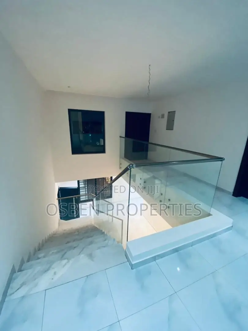 Furnished 8bdrm Mansion in Pleasant Properties, East Legon for sale in East Legon