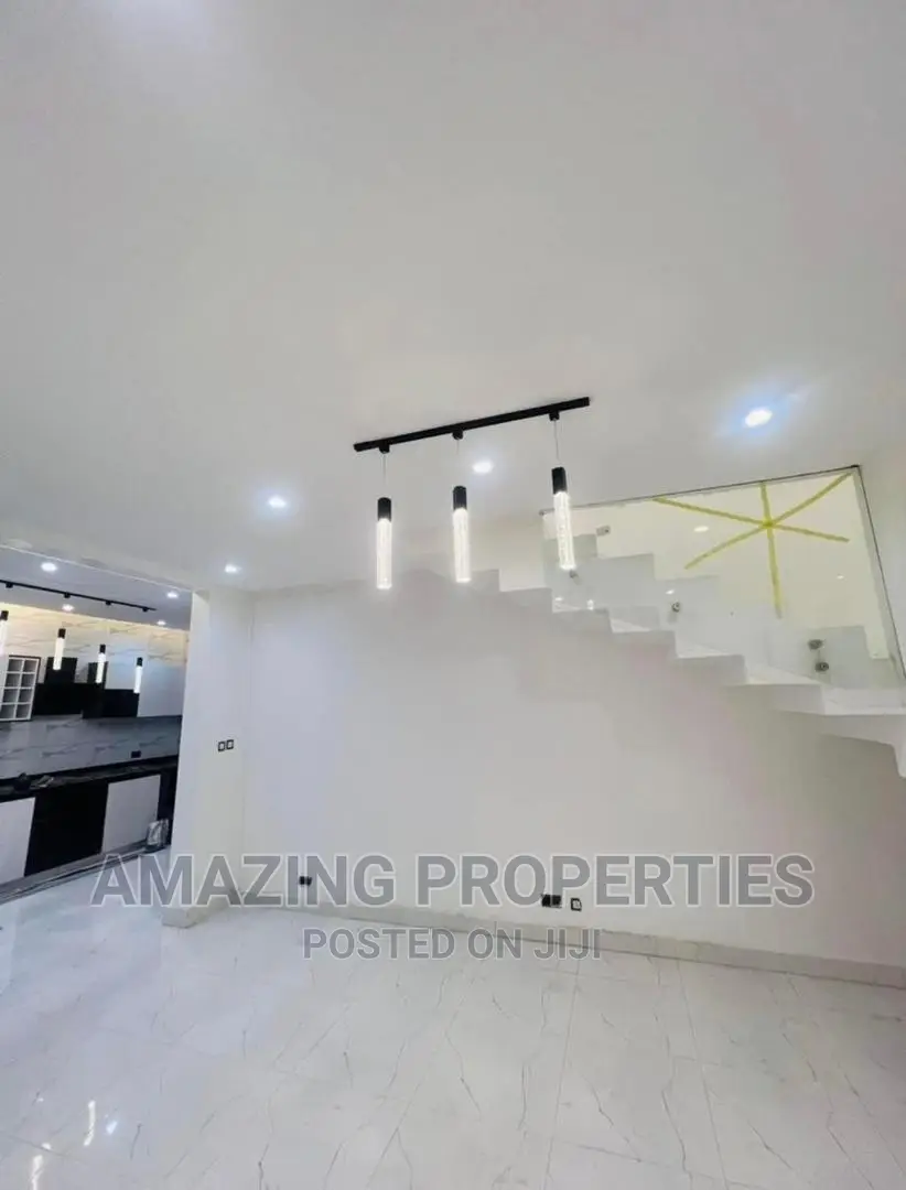 4bdrm House in East Legon for sale in East Legon