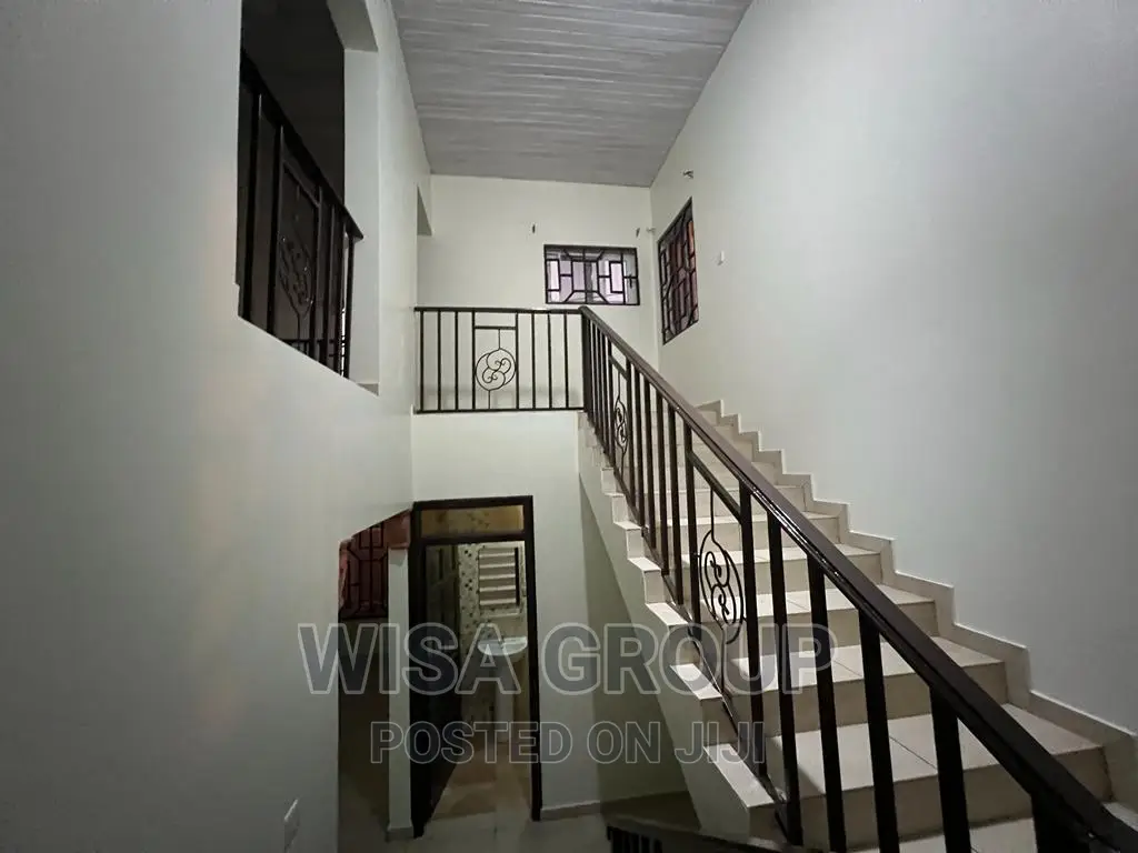 4bdrm Duplex in Wisa Groups, Accra Metropolitan for rent in Accra Metropolitan