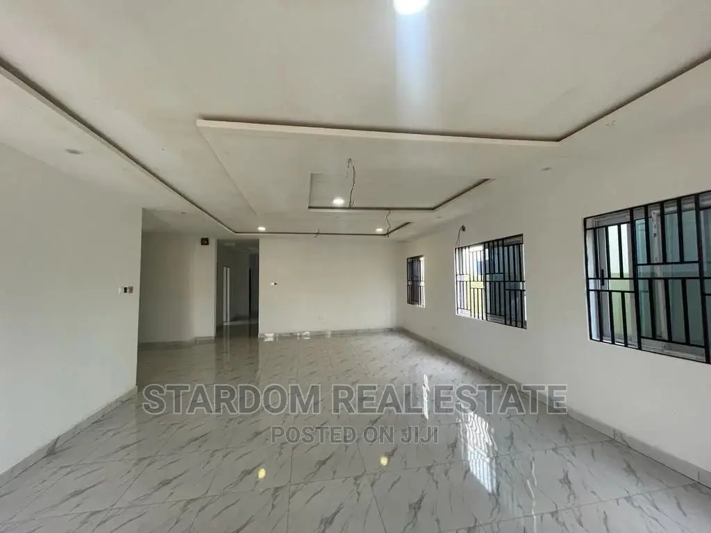 3bdrm Duplex in Spintex Road for rent in Spintex