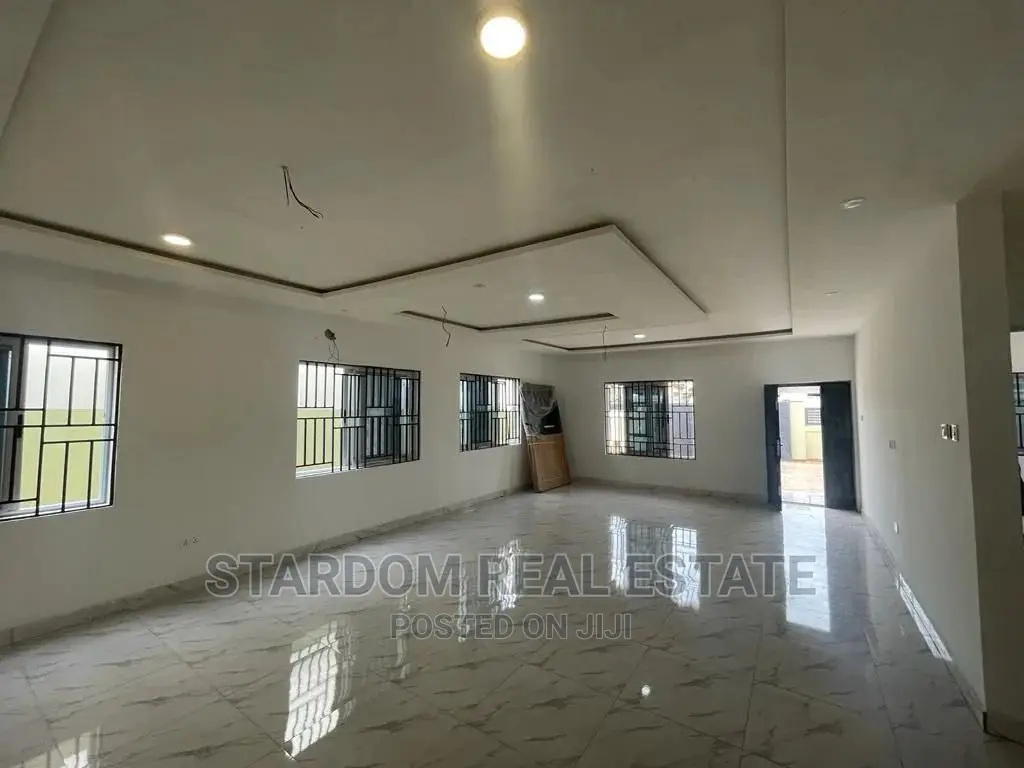 3bdrm Duplex in Spintex Road for rent in Spintex