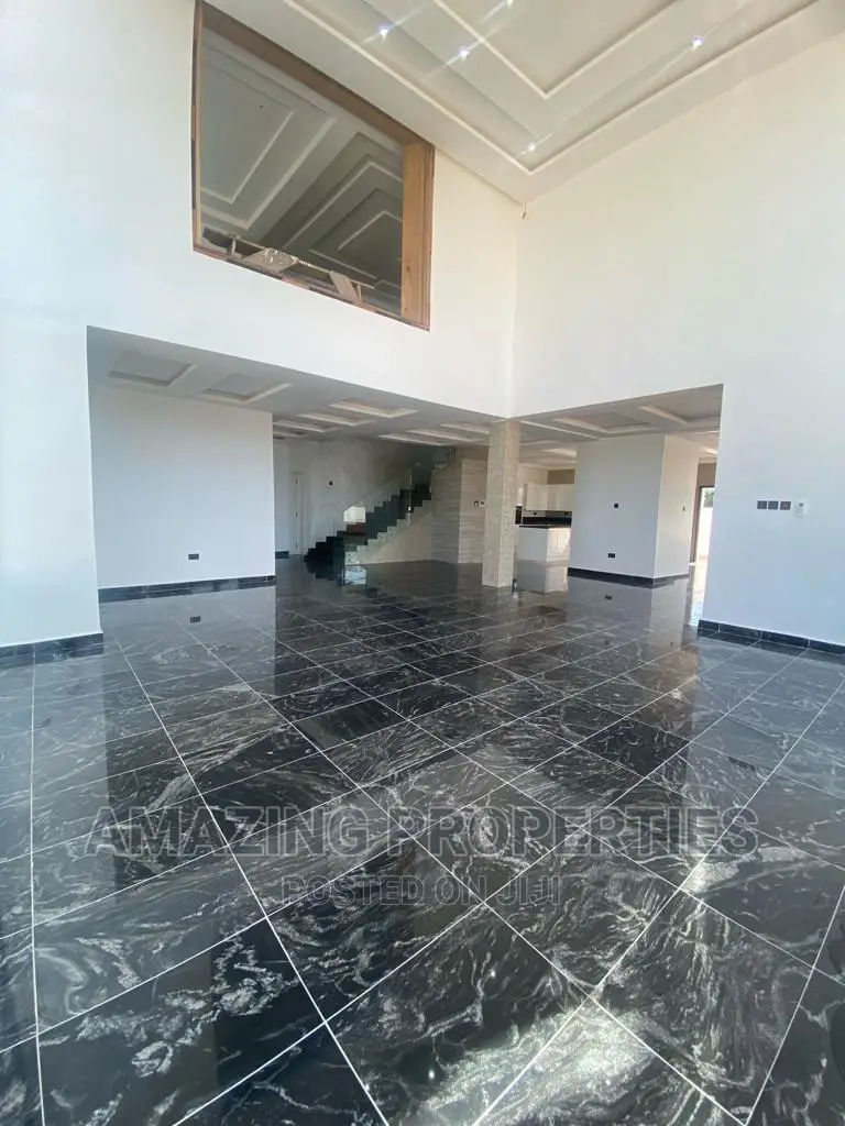5bdrm House in Adjiriganor for sale in Adjiriganor