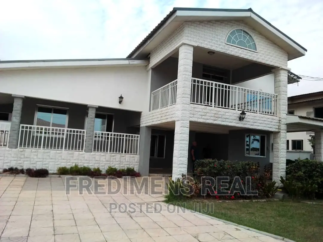 5bdrm House in Fredimens Real, Kumasi Metropolitan for sale in Kumasi Metropolitan