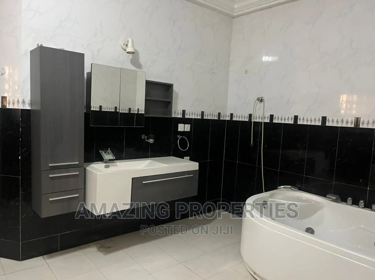 5bdrm House in Adjiriganor for rent in Adjiriganor
